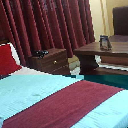 Hotel Royal Chautari, Butwal Ngoại thất bức ảnh