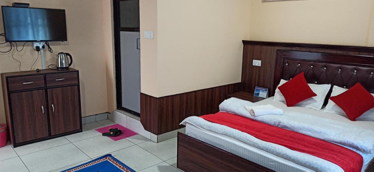 Hotel Royal Chautari, Butwal Ngoại thất bức ảnh